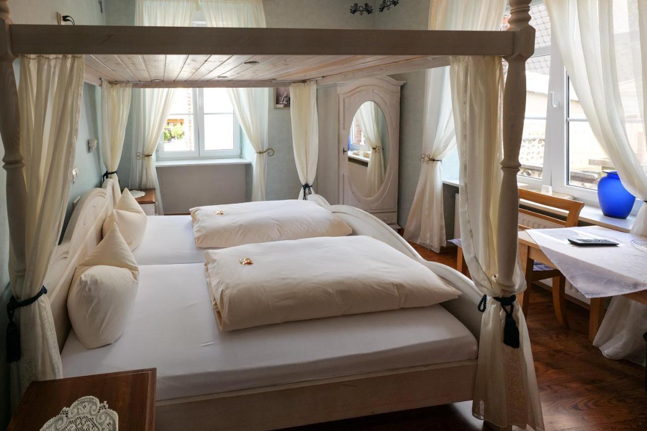 Hotel Alte Buergermeisterei Ediger-Eller Kültér fotó