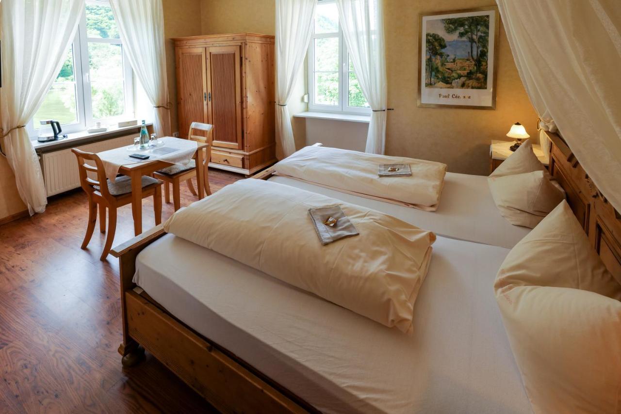 Hotel Alte Buergermeisterei Ediger-Eller Kültér fotó