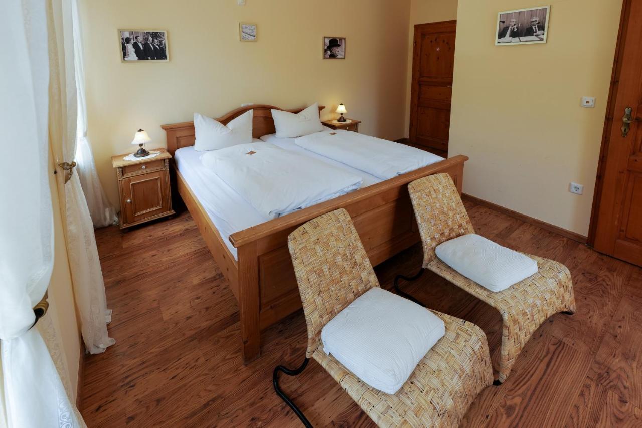 Hotel Alte Buergermeisterei Ediger-Eller Kültér fotó