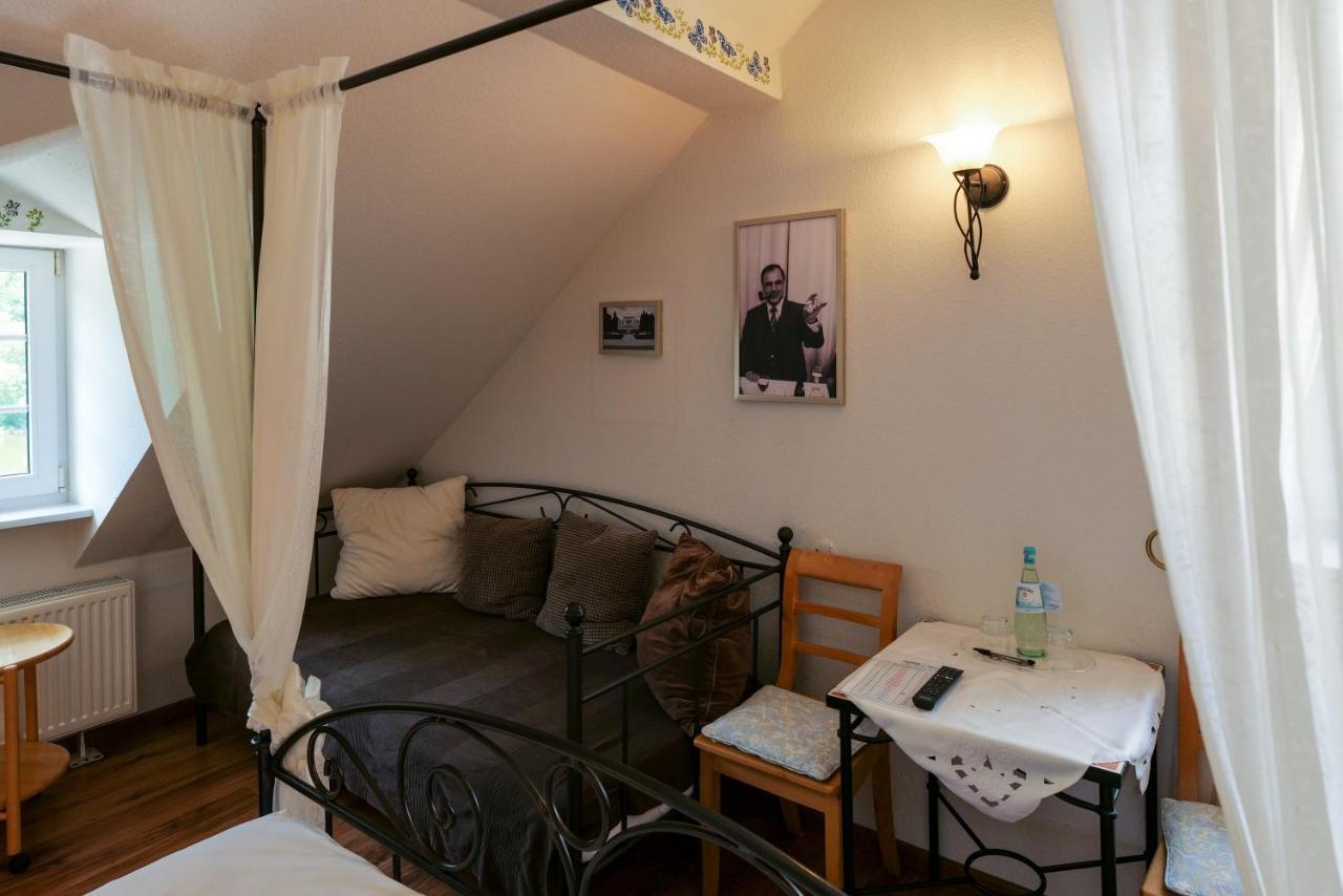 Hotel Alte Buergermeisterei Ediger-Eller Kültér fotó