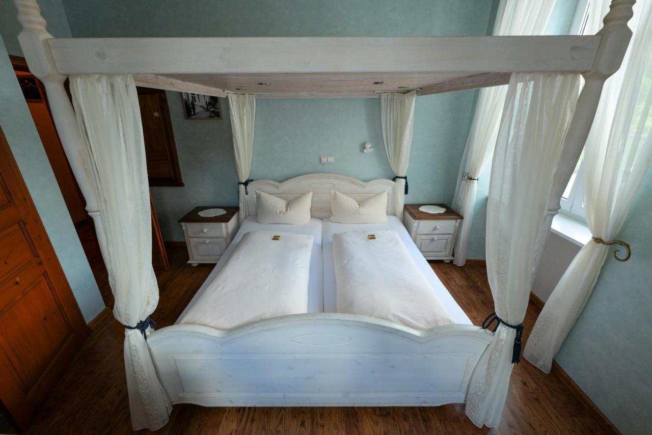 Hotel Alte Buergermeisterei Ediger-Eller Kültér fotó