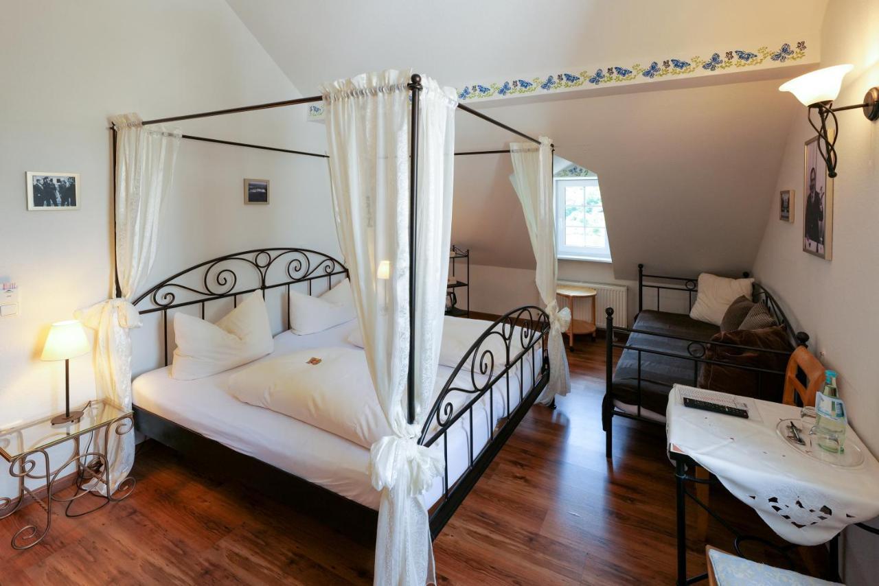 Hotel Alte Buergermeisterei Ediger-Eller Kültér fotó